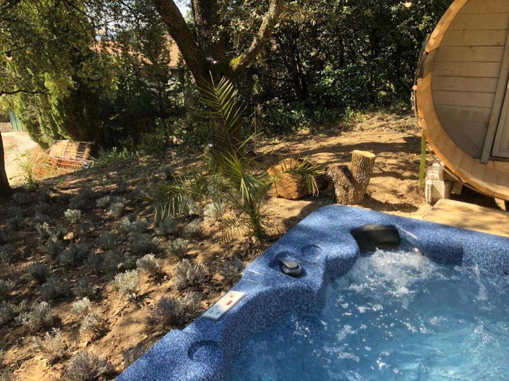 Les Horizons - Spa-Jacuzzi - Massage- Sauna - 4 Saisons - Piscine Chauffee Toute L'Annee - 800M Centre Ville نييون المظهر الخارجي الصورة