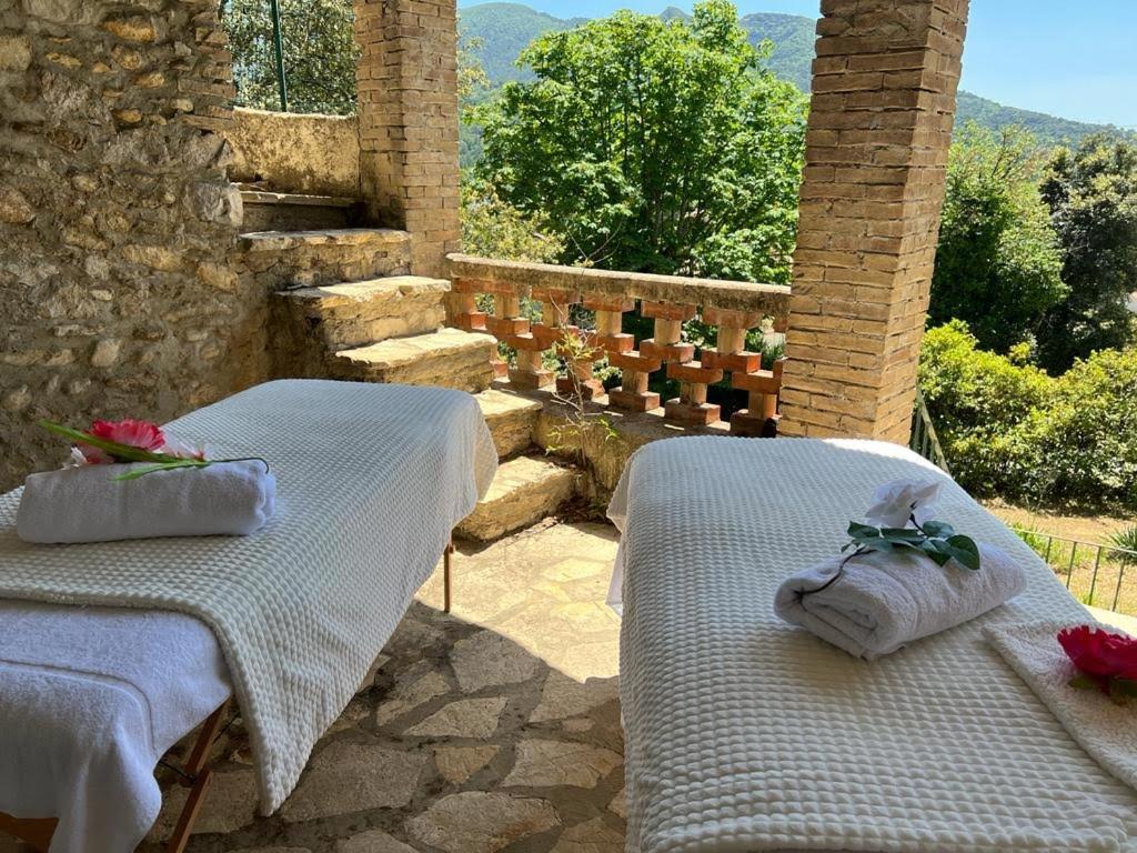 Les Horizons - Spa-Jacuzzi - Massage- Sauna - 4 Saisons - Piscine Chauffee Toute L'Annee - 800M Centre Ville نييون المظهر الخارجي الصورة